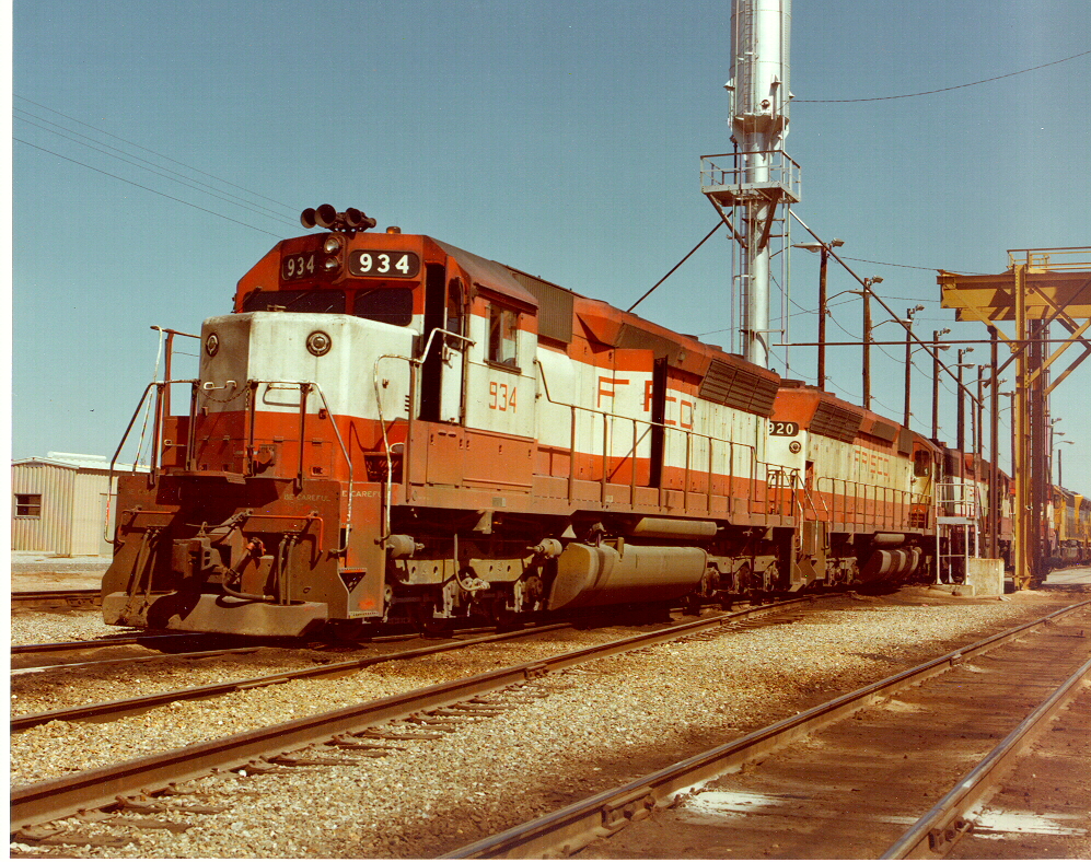 K4 N Scale Decals SLSF Frisco Diesel Locomotive Red and White K4 N Scale Decals SLSF Frisco Diesel Locomotive Red and White